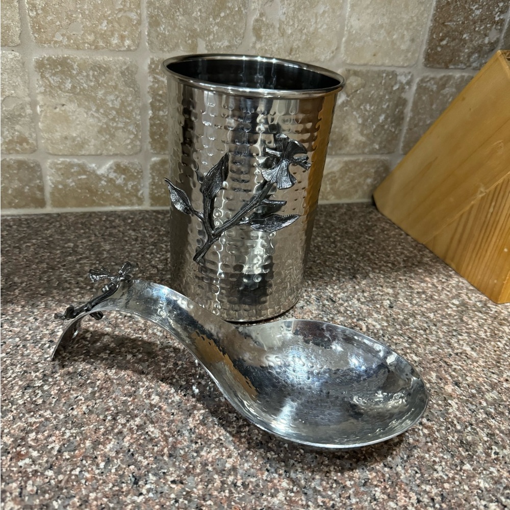 Michael Aram inspired set of rest spoon and utensils holder